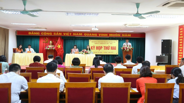 Kỳ họp thứ hai HĐND phường Dương Nội thông qua nhiều nội dung quan trọng- Ảnh 1.