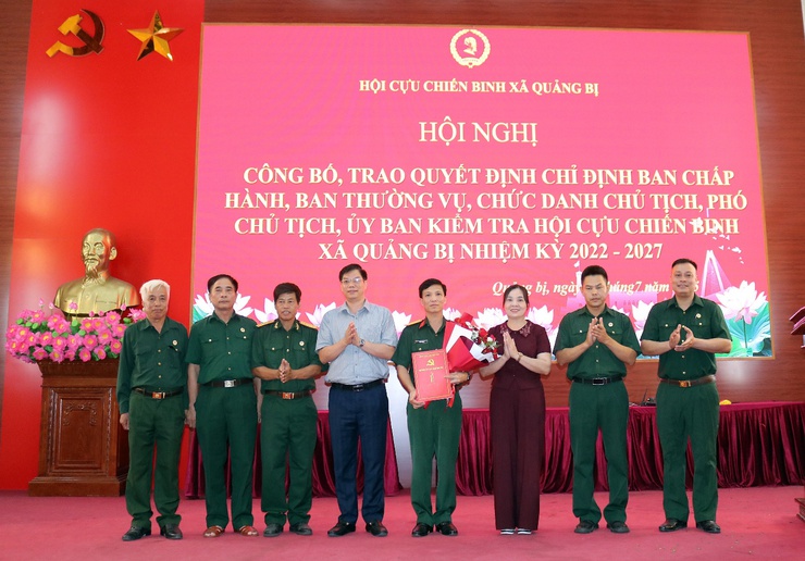 Hội Cựu chiến binh xã Quảng Bị tổ chức Hội nghị công bố, trao Quyết định chỉ định BCH, BTV, Chủ tịch, Phó Chủ tịch, Ủy ban kiểm tra Hội CCB xã.- Ảnh 3.