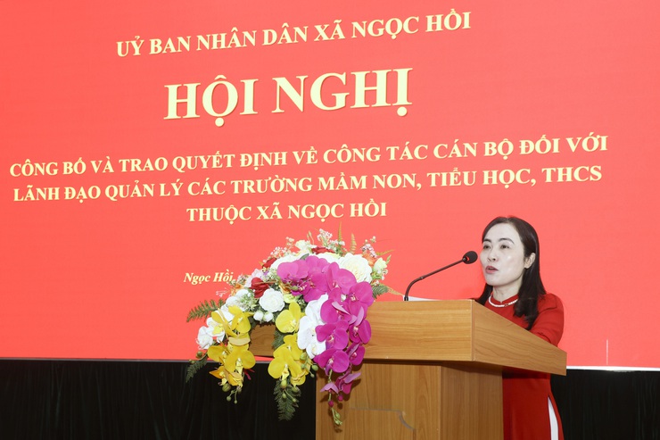 UBND XÃ NGỌC HỒI TRAO QUYẾT ĐỊNH CÔNG TÁC CÁN BỘ NGÀNH GIÁO DỤC ĐÀO TẠO- Ảnh 7.