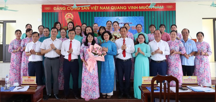 Hội LHPN xã Suối Hai: Tổ chức Hội nghị Ban Chấp hành lần thứ nhất- Ảnh 3.