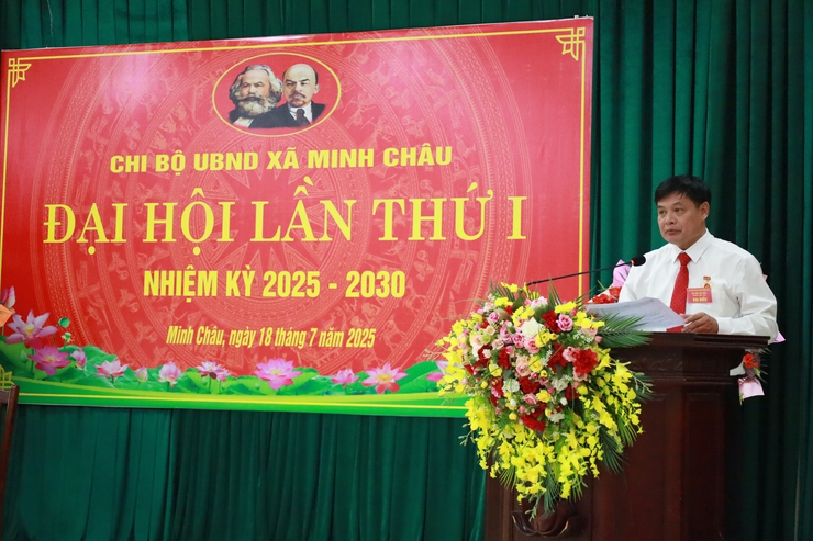 Chi bộ UBND Minh Châu: Hạt nhân chuyển đổi số của địa phương- Ảnh 3.