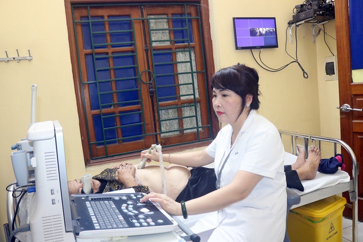Khám sức khoẻ, tri ân người có công với cách mạng nhân dịp kỷ niệm ngày Thương binh Liệt sỹ 27/7 ở xã Xuân Mai- Ảnh 3.