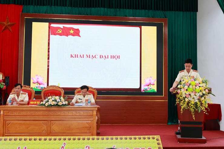 Đại hội Đảng bộ Công an xã Tam Hưng: Dấu mốc xây dựng lực lượng vững mạnh toàn diện trong giai đoạn mới- Ảnh 4.