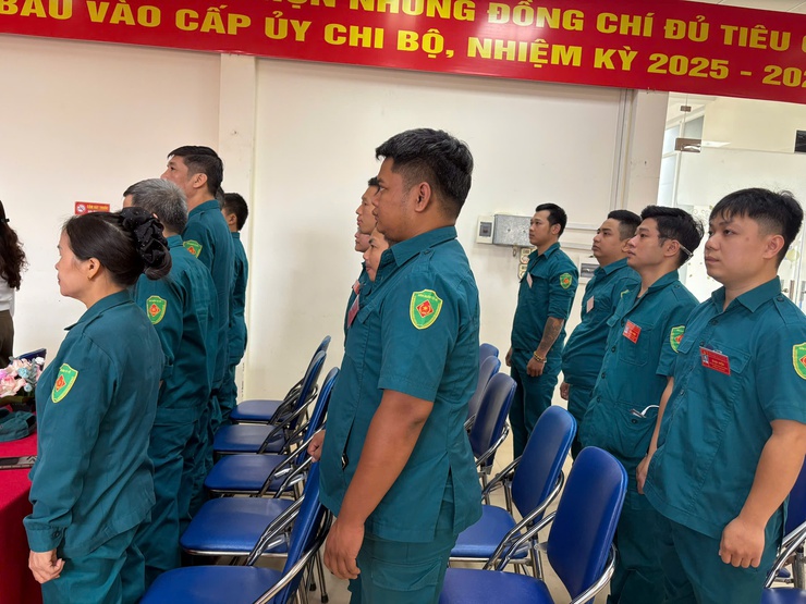 Ban CHQS phường Tương Mai TP Hà Nội. Chi bộ Quân sự phường  Tương Mai tổ chức Đại hội Chi bộ lần thứ I, nhiệm kỳ 2025–2030
- Ảnh 6.