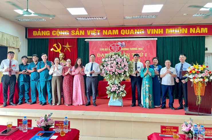 Ban CHQS phường Tương Mai TP Hà Nội. Chi bộ Quân sự phường  Tương Mai tổ chức Đại hội Chi bộ lần thứ I, nhiệm kỳ 2025–2030
- Ảnh 2.