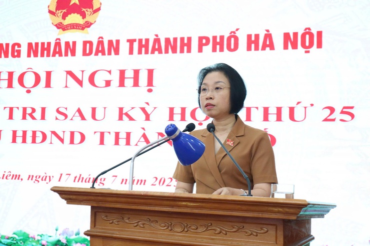 Tổ đại biểu HĐND TP Hà Nội số 12 tiếp xúc cử tri sau kỳ họp thứ 25- Ảnh 4.