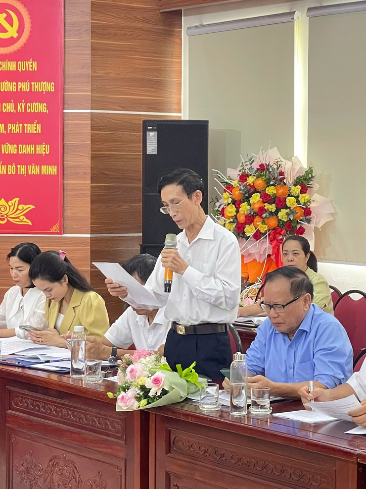 Hội nghị tham gia góp ý dự thảo báo cáo chính trị Đại hội Đảng bộ phường Phú Thượng lần thứ I, nhiệm kỳ 2025 - 2030- Ảnh 6.