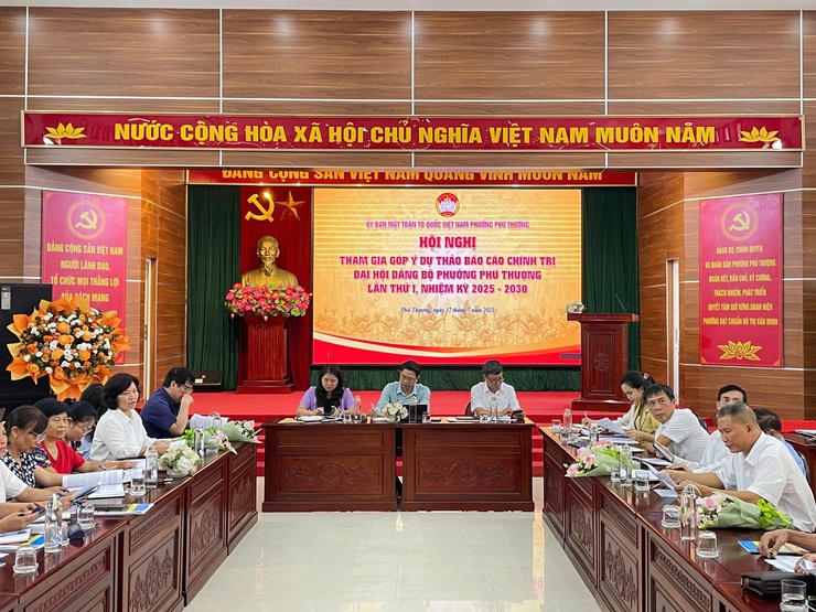 Hội nghị tham gia góp ý dự thảo báo cáo chính trị Đại hội Đảng bộ phường Phú Thượng lần thứ I, nhiệm kỳ 2025 - 2030- Ảnh 1.