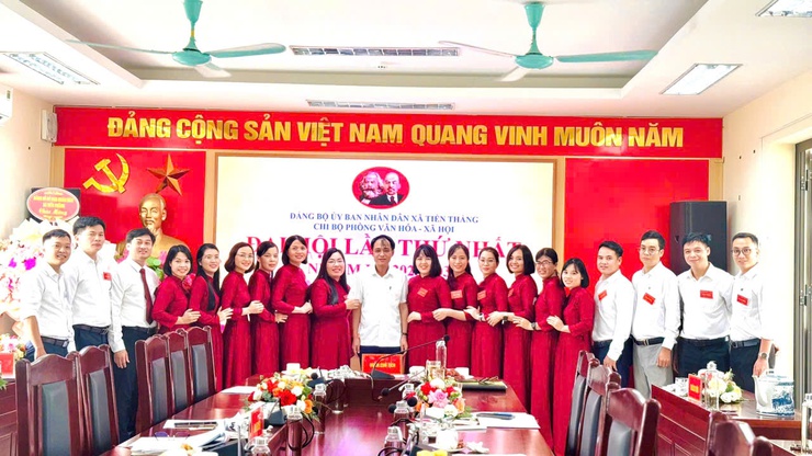 Chi bộ Phòng Văn hóa – Xã hội xã Tiến Thắng tổ chức thành công Đại hội chi bộ lần thứ Nhất, nhiệm kỳ 2025-2030.- Ảnh 7.