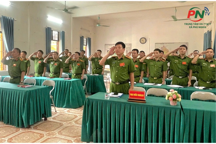 Chi bộ Tổ cảnh sát khu vực xã Phú Nghĩa tổ chức thành công Đại hội lần thứ I, nhiệm kỳ 2025 - 2030- Ảnh 2.