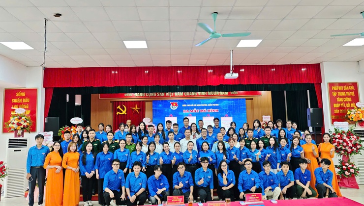 Đoàn Thanh niên phường Xuân Phương tổ chức hội nghị công bố quyết định của Thành đoàn Hà Nội về thành lập và chỉ định nhân sự; phát động thi đua cao điểm chào mừng Đại hội Đảng bộ phường Xuân Phương lần thứ nhất, nhiệm kỳ 2025-2030- Ảnh 9.