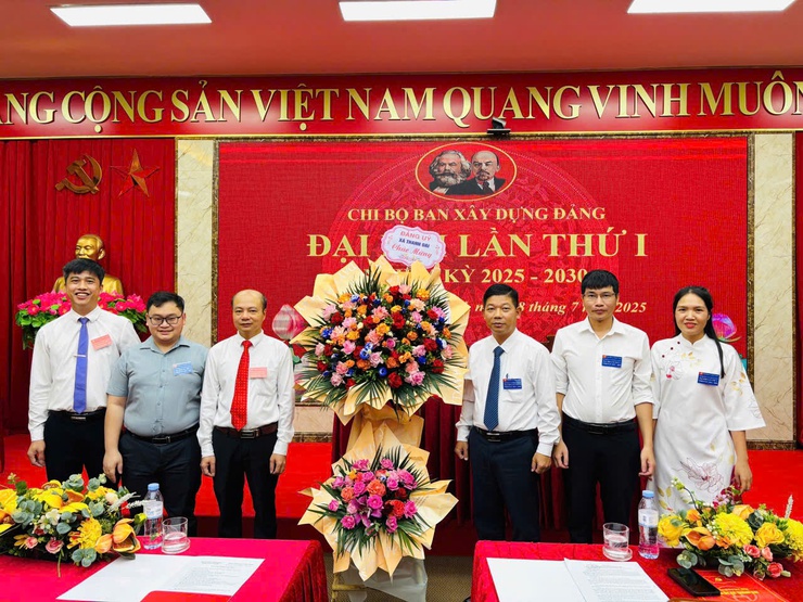 CHI BỘ BAN XÂY DỰNG ĐẢNG ĐẢNG ỦY XÃ THANH OAI TỔ CHỨC THÀNH CÔNG ĐẠI HỘI LẦN THỨ I, NHIỆM KỲ 2025 -2030- Ảnh 3.