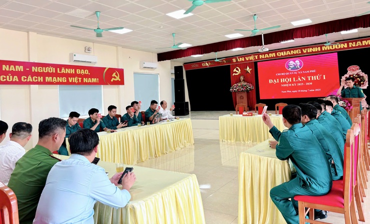 Xây dựng Chi bộ Quân sự xã Nam Phù vững mạnh toàn diện, thực sự là hạt nhân chính trị trong thực hiện nhiệm vụ quốc phòng, quân sự địa phương- Ảnh 5.