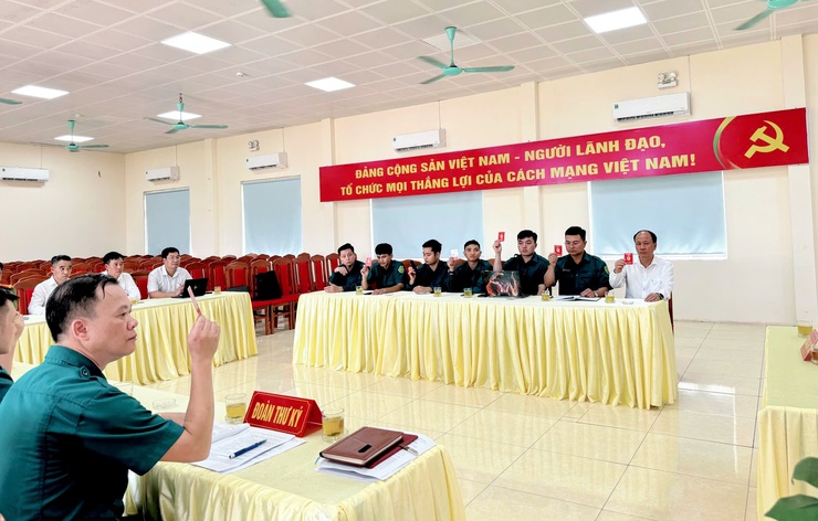 Xây dựng Chi bộ Quân sự xã Nam Phù vững mạnh toàn diện, thực sự là hạt nhân chính trị trong thực hiện nhiệm vụ quốc phòng, quân sự địa phương- Ảnh 4.