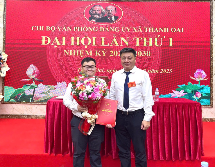 Đại hội Chi bộ Văn phòng Đảng ủy xã Thanh Oai lần thứ nhất, nhiệm kỳ 2025–2030- Ảnh 2.