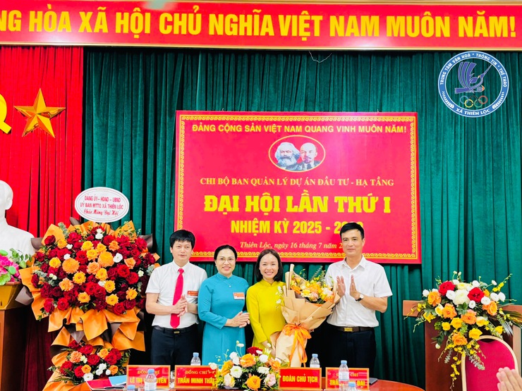 Chi bộ Ban Quản lý dự án Đầu tư - Hạ tầng xã Thiên Lộc tổ chức Đại hội lần thứ I, nhiệm kỳ 2025 - 2030- Ảnh 3.
