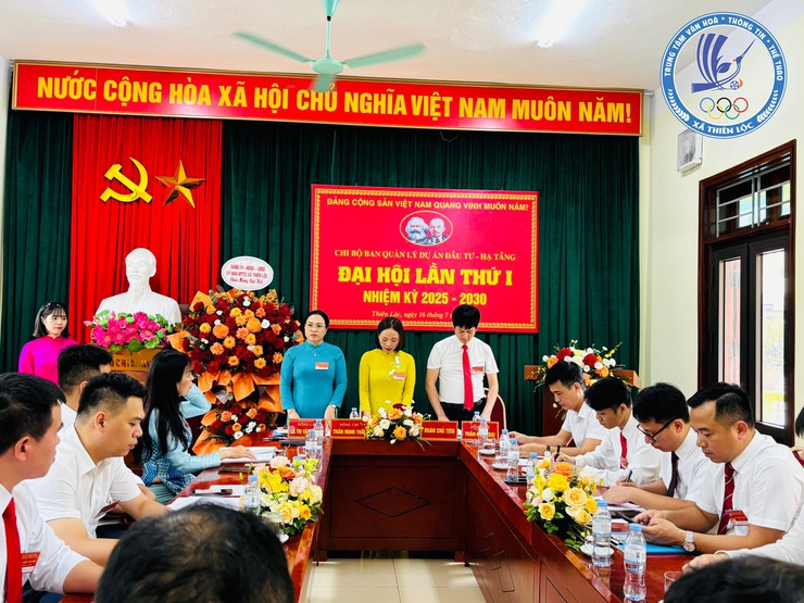 Chi bộ Ban Quản lý dự án Đầu tư - Hạ tầng xã Thiên Lộc tổ chức Đại hội lần thứ I, nhiệm kỳ 2025 - 2030- Ảnh 1.