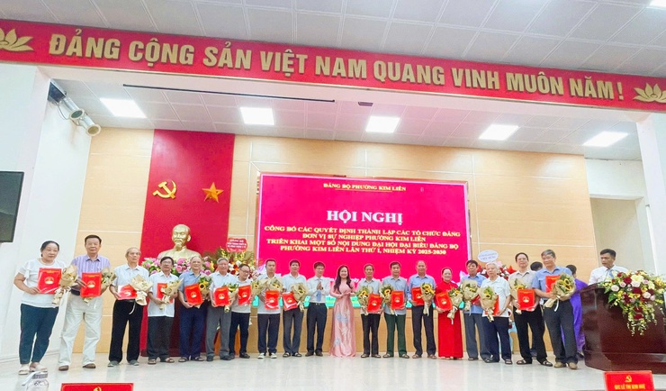 PHƯỜNG KIM LIÊN: CÔNG BỐ QUYẾT ĐỊNH THÀNH LẬP CÁC TỔ CHỨC ĐẢNG TRỰC THUỘC; ĐƠN VỊ SỰ NGHIỆP- Ảnh 4.