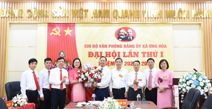 ĐẠI HỘI CÁC CHI BỘ CƠ QUAN ĐẢNG XÃ ỨNG HOÀ THÀNH CÔNG TỐT ĐẸP.- Ảnh 3.