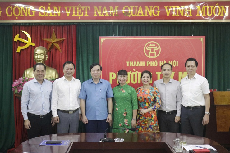 Hội nghị công bố các Quyết định thành lập Chi bộ 
trực thuộc Đảng bộ UBND phường Tây Mỗ- Ảnh 4.