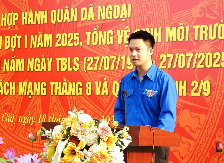 NHIỀU HOẠT ĐỘNG THIẾT THỰC ĐƯỢC TRIỂN KHAI TRONG CHƯƠNG TRÌNH HÀNH QUÂN DÃ NGOẠI GIỮA XÃ TRUNG GIÃ VÀ LỮ ĐOÀN 86- Ảnh 3.