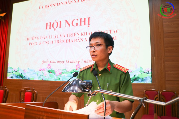 Hội nghị triển khai thực hiện nhiệm vụ trọng tâm về công tác PCCC&CNCH sau khi thành lập chính quyền địa phương 2 cấp và hướng dẫn Luật và tuyên truyền PCCC&CNCH trên địa bàn xã Quốc Oai- Ảnh 5.