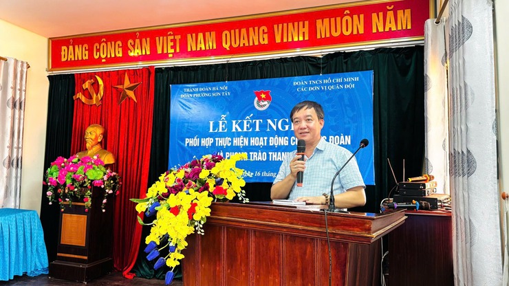 LỄ KẾT NGHĨA GIỮA ĐOÀN THANH NIÊN PHƯỜNG SƠN TÂY VÀ ĐOÀN CÁC ĐƠN VỊ QUÂN ĐỘI - GẮN BÓ, CHIA SẺ, CÙNG PHÁT TRIỂN- Ảnh 1.