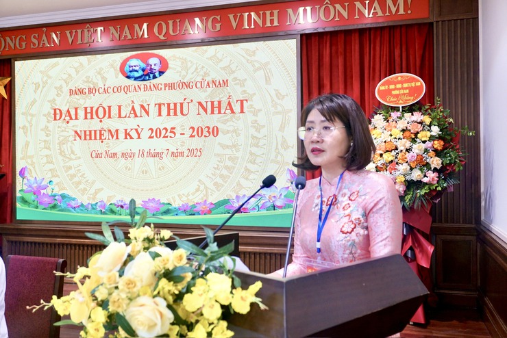 ĐẠI HỘI LẦN THỨ I ĐẢNG BỘ CÁC CƠ QUAN ĐẢNG PHƯỜNG CỬA NAM, NHIỆM KỲ 2025 – 2030: DÂN CHỦ - TRÍ TUỆ - ĐOÀN KẾT - PHÁT TRIỂN- Ảnh 8.