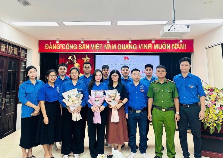 HỘI NGHỊ BAN CHẤP HÀNH ĐOÀN TNCS HỒ CHÍ MINH PHƯỜNG LÁNG LẦN THỨ NHẤT, NHIỆM KỲ 2025 - 2030- Ảnh 7.