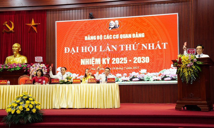 Đại hội lần thứ I Đảng bộ các cơ quan Đảng xã Phú Xuyên thành công tốt đẹp- Ảnh 7.