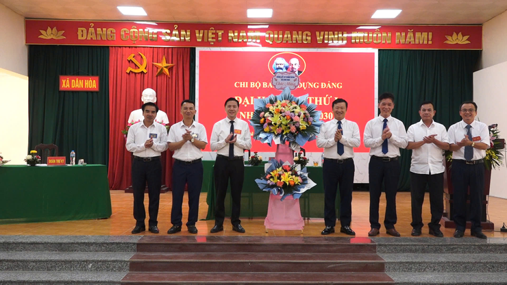 ĐẠI HỘI CHI BỘ BAN XÂY DỰNG ĐẢNG XÃ DÂN HÒA LẦN THỨ NHẤT, NHIỆM KỲ 2025–2030 THÀNH CÔNG TỐT ĐẸP- Ảnh 1.