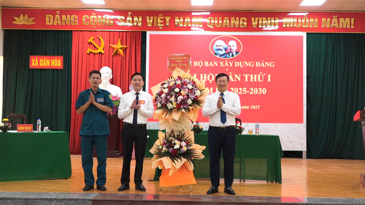 ĐẠI HỘI CHI BỘ BAN XÂY DỰNG ĐẢNG XÃ DÂN HÒA LẦN THỨ NHẤT, NHIỆM KỲ 2025–2030 THÀNH CÔNG TỐT ĐẸP- Ảnh 2.