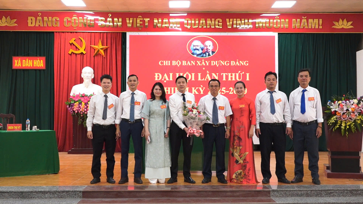 ĐẠI HỘI CHI BỘ BAN XÂY DỰNG ĐẢNG XÃ DÂN HÒA LẦN THỨ NHẤT, NHIỆM KỲ 2025–2030 THÀNH CÔNG TỐT ĐẸP- Ảnh 5.