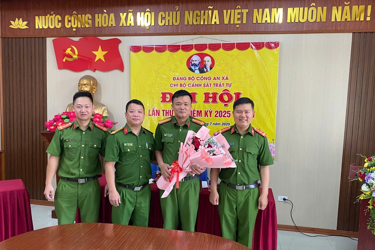 SÔI NỔI ĐẠI HỘI CÁC CHI, ĐẢNG BỘ TRỰC THUỘC TIẾN TỚI ĐẠI HỘI ĐẢNG BỘ XÃ HÒA XÁ LẦN THỨ I, NHIỆM KỲ 2025-2030- Ảnh 8.
