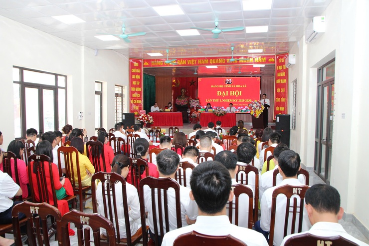 SÔI NỔI ĐẠI HỘI CÁC CHI, ĐẢNG BỘ TRỰC THUỘC TIẾN TỚI ĐẠI HỘI ĐẢNG BỘ XÃ HÒA XÁ LẦN THỨ I, NHIỆM KỲ 2025-2030- Ảnh 4.