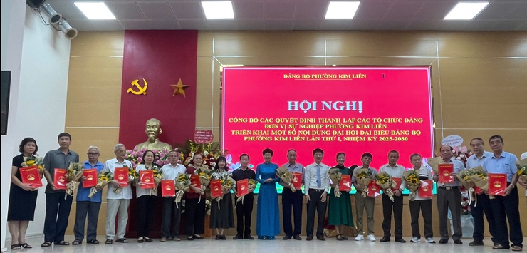 PHƯỜNG KIM LIÊN: CÔNG BỐ QUYẾT ĐỊNH THÀNH LẬP CÁC TỔ CHỨC ĐẢNG TRỰC THUỘC; ĐƠN VỊ SỰ NGHIỆP- Ảnh 6.