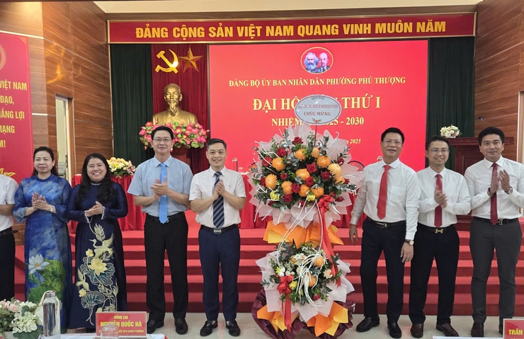 Đại hội Đảng bộ UBND Phường Phú Thượng nhiệm kỳ 2025 -2030 thành công tốt đẹp.- Ảnh 1.