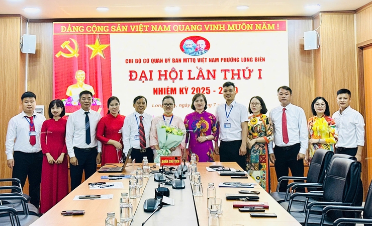 Đại hội Chi bộ Cơ quan MTTQ Việt Nam phường Long Biên lần thứ nhất, nhiệm kỳ 2025 – 2030- Ảnh 1.