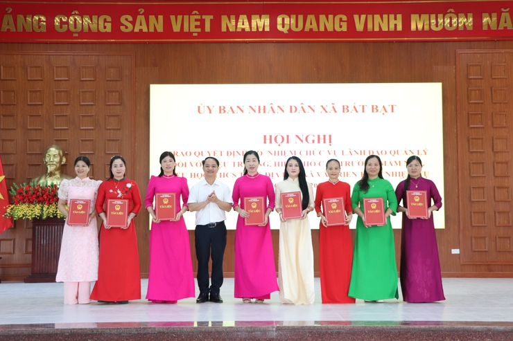 Xã Bất Bạt: đảm bảo an toàn, sẵn sàng cho năm học mới- Ảnh 3.