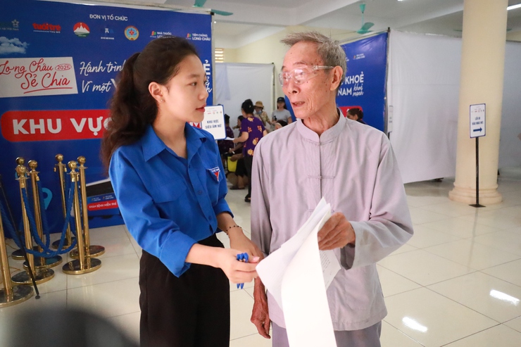 Xã Minh Châu: khai mạc Hành trình chăm sóc sức khỏe toàn dân năm 2025- Ảnh 20.