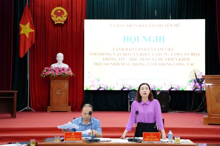 UBND xã Chuyên Mỹ  làm việc với Phòng Văn hoá - Xã hội  và Trung tâm Văn hoá Thông tin và Thể thao- Ảnh 4.