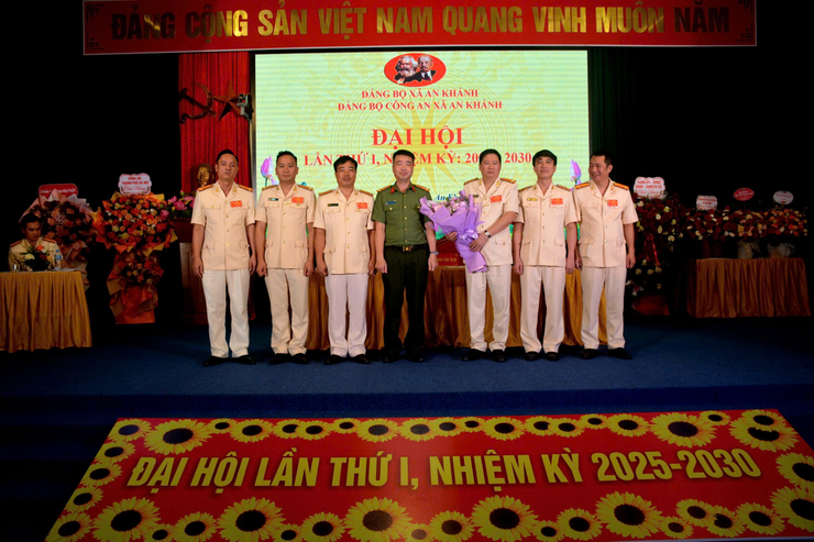 Đại hội Đảng bộ Công an xã An Khánh lần thứ I, nhiệm kỳ 2025 - 2030- Ảnh 7.