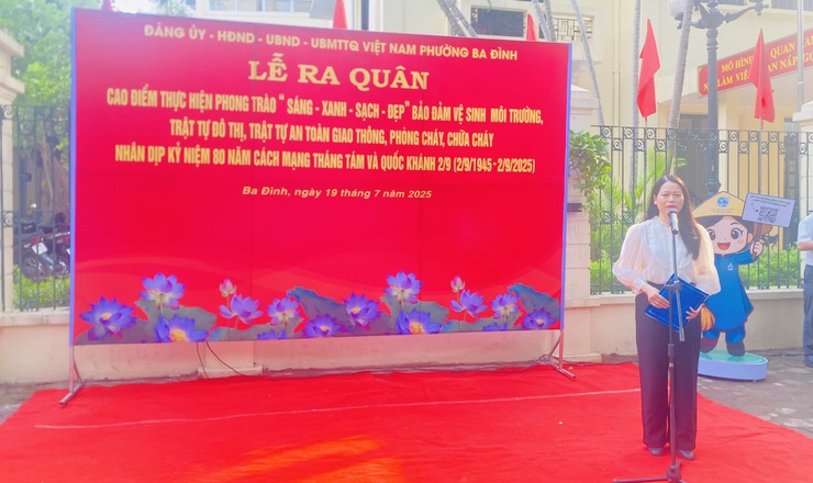 Phường Ba Đình: Tổ chức Lễ ra quân cao điểm thực hiện phong trào “Sáng- Xanh-Sạch- Đẹp” nhân dịp kỷ niệm 80 năm Cách mạng tháng Tám và Quốc khánh 2/9- Ảnh 2.