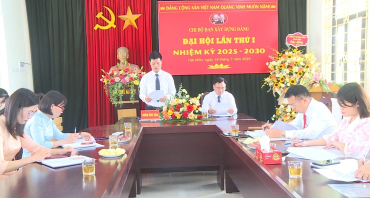 Đại hội chi bộ Ban xây dựng Đảng xã Hát Môn tổ chức thành công tốt đẹp- Ảnh 1.