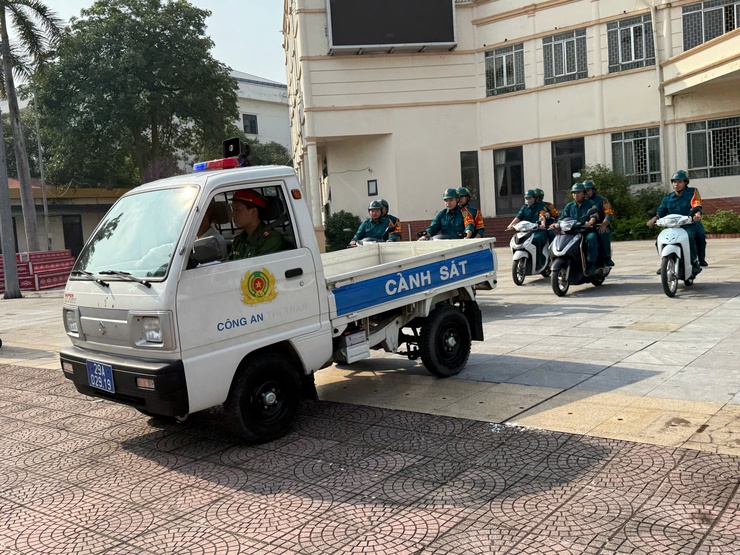 Công an xã Thanh Trì: Quyết liệt ra quân đảm bảo ANTT Đại hội Đại biểu Đảng bộ xã Thanh Trì lần thứ I, nhiệm kỳ 2025 - 2030 và các sự kiện chính trị quan trọng diễn ra trên địa bàn- Ảnh 19.