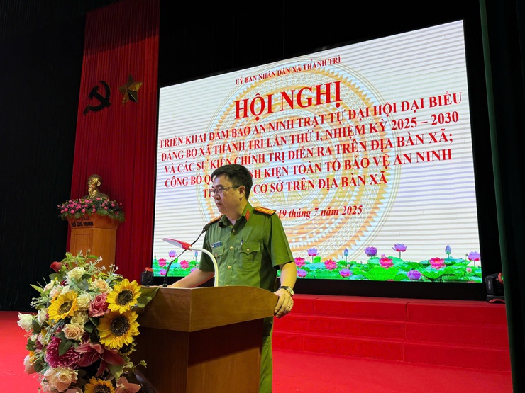 Công an xã Thanh Trì: Quyết liệt ra quân đảm bảo ANTT Đại hội Đại biểu Đảng bộ xã Thanh Trì lần thứ I, nhiệm kỳ 2025 - 2030 và các sự kiện chính trị quan trọng diễn ra trên địa bàn- Ảnh 3.