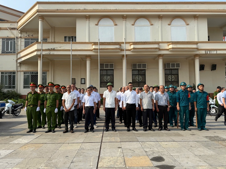 Công an xã Thanh Trì: Quyết liệt ra quân đảm bảo ANTT Đại hội Đại biểu Đảng bộ xã Thanh Trì lần thứ I, nhiệm kỳ 2025 - 2030 và các sự kiện chính trị quan trọng diễn ra trên địa bàn- Ảnh 7.