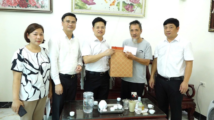 Bình Minh tổ chức thăm, tặng quà tri ân các gia đình chính sách nhân dịp 27-7- Ảnh 5.
