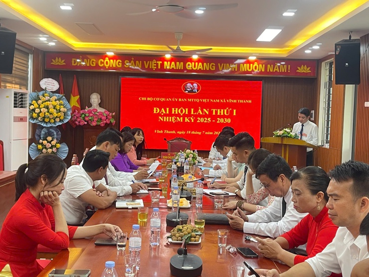 ĐẠI HỘI CHI BỘ CƠ QUAN UB MTTQ VIỆT NAM XÃ VĨNH THANH LẦN THỨ I, NHIỆM KỲ 2025-2030

- Ảnh 4.