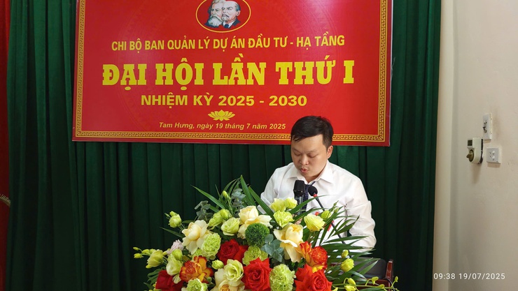 Chi bộ Ban Quản lý dự án đầu tư hạ tầng xã Tam Hưng tổ chức Đại hội lần thứ I, nhiệm kỳ 2025–2030- Ảnh 3.